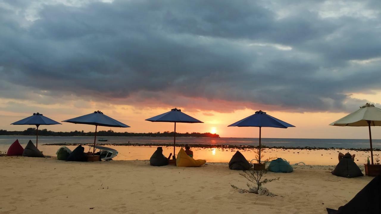 Sunset Beach Bungalow Гили Мено Екстериор снимка