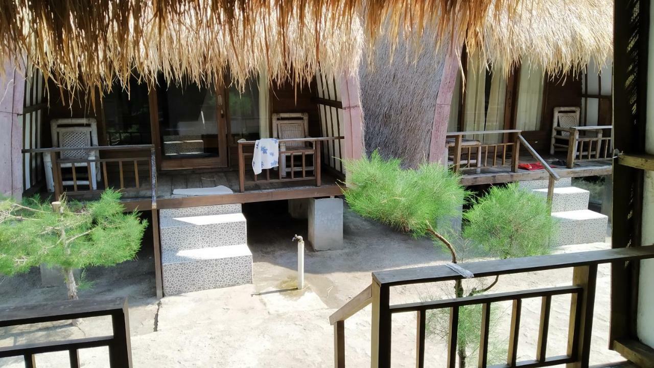 Sunset Beach Bungalow Гили Мено Екстериор снимка